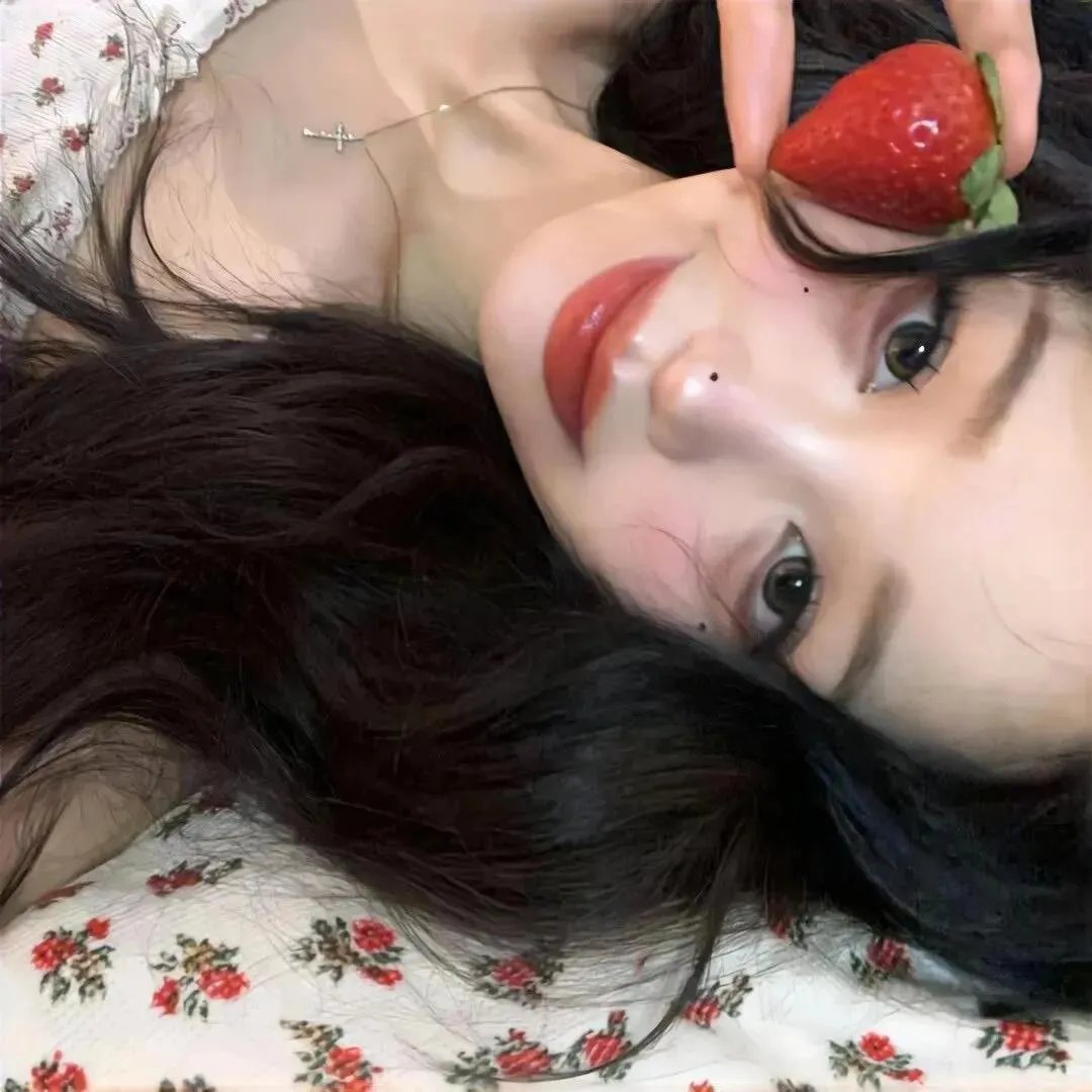 佳期如许 封面